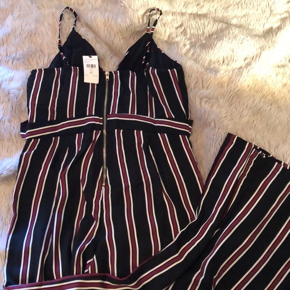 NWT Black & Wine Striped Jumpsuit : Size XL - Picture 5 of 5